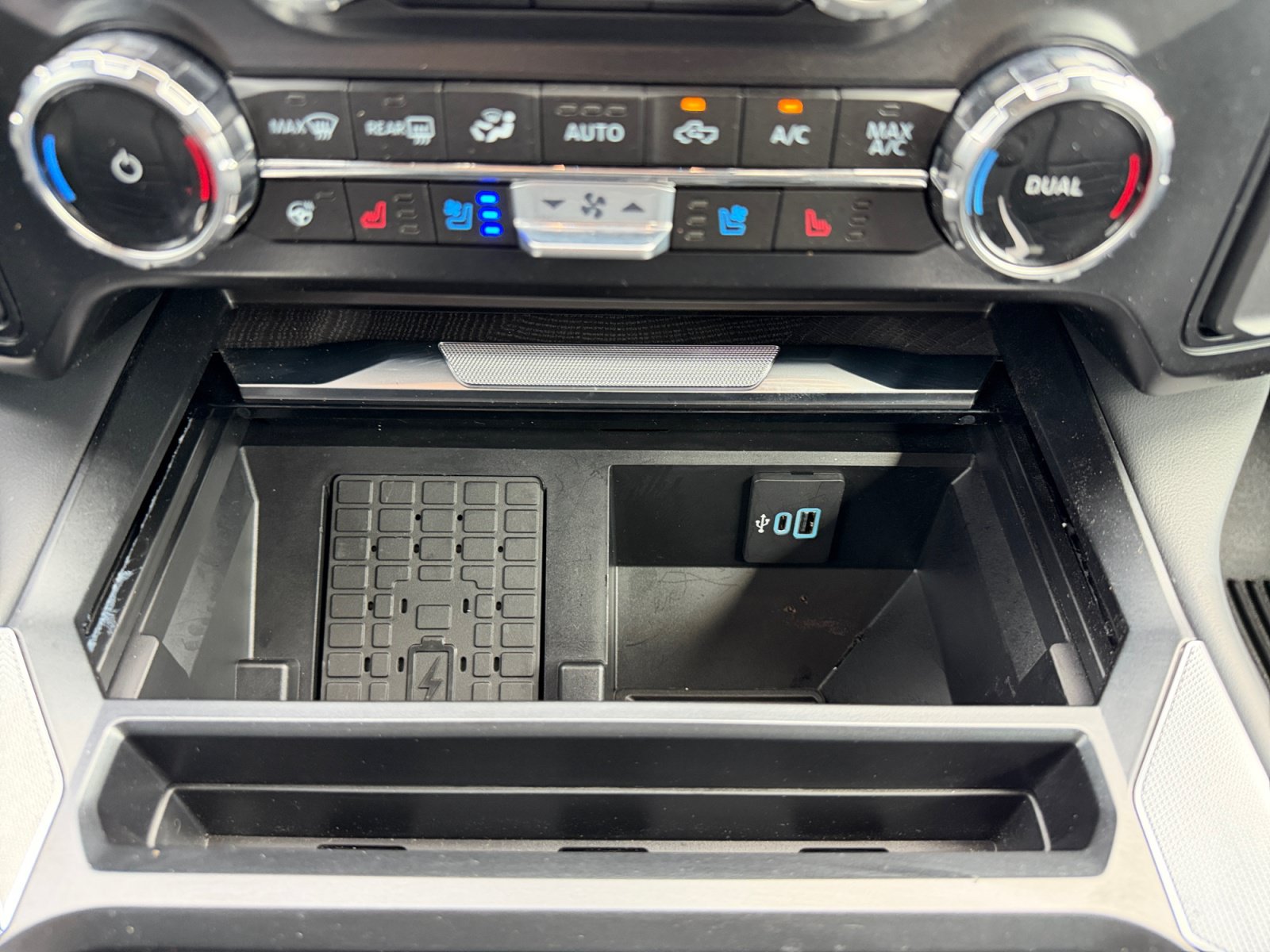 Certified 2025 Ford F250 Platinum AWD/4WD image 22
