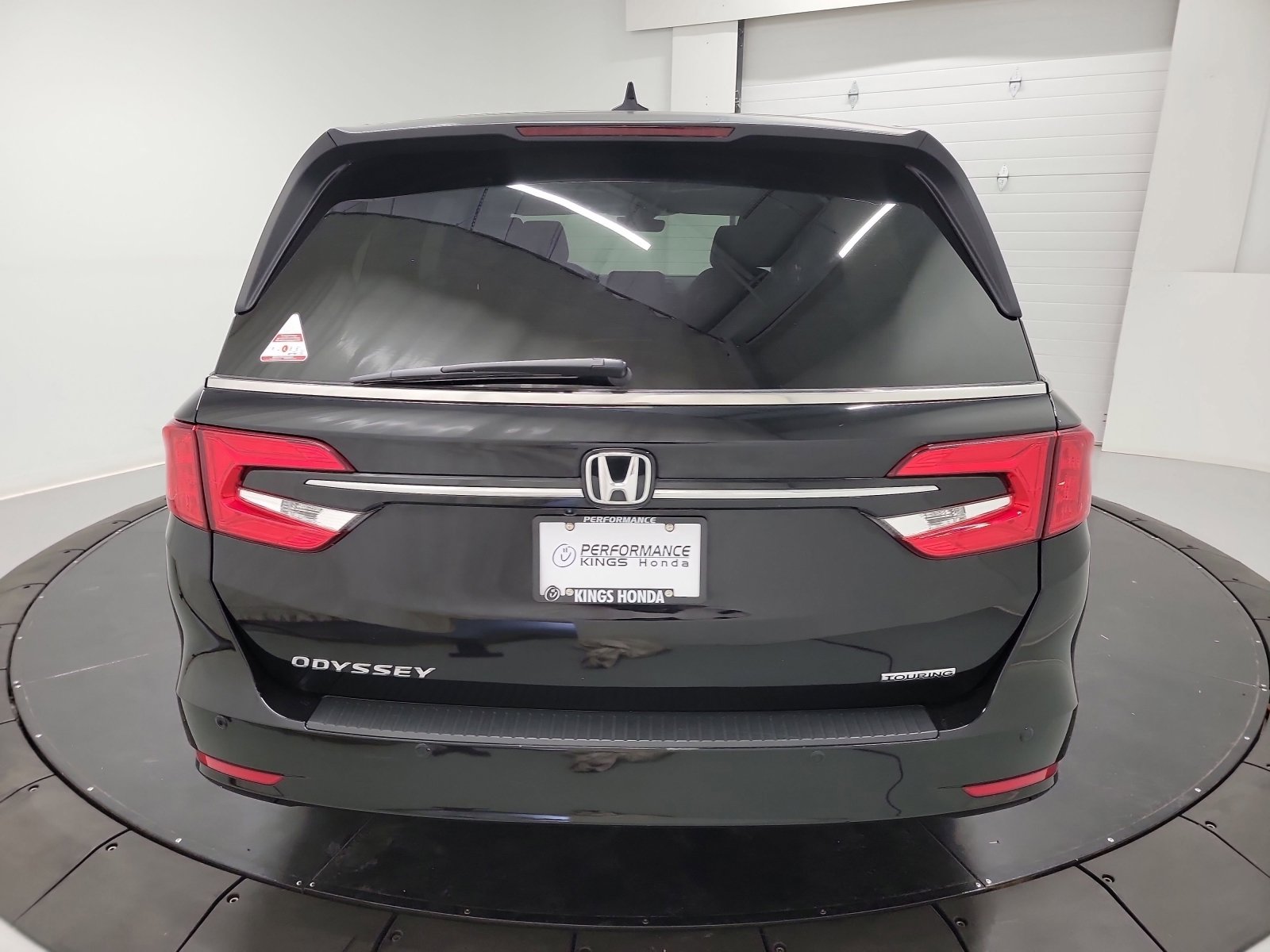 Certified 2023 Honda Odyssey Touring image 8