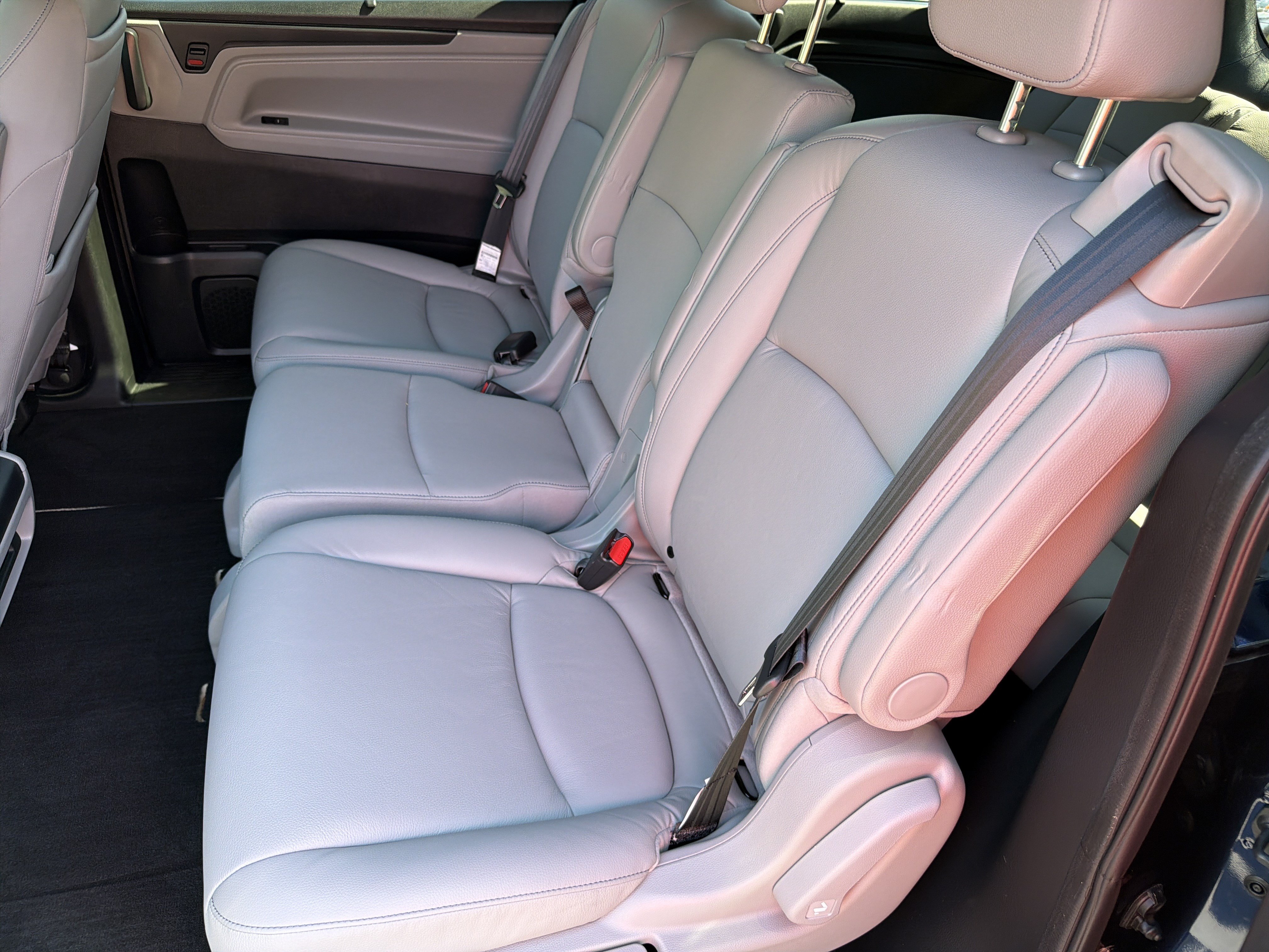 Certified 2024 Honda Odyssey Touring image 18