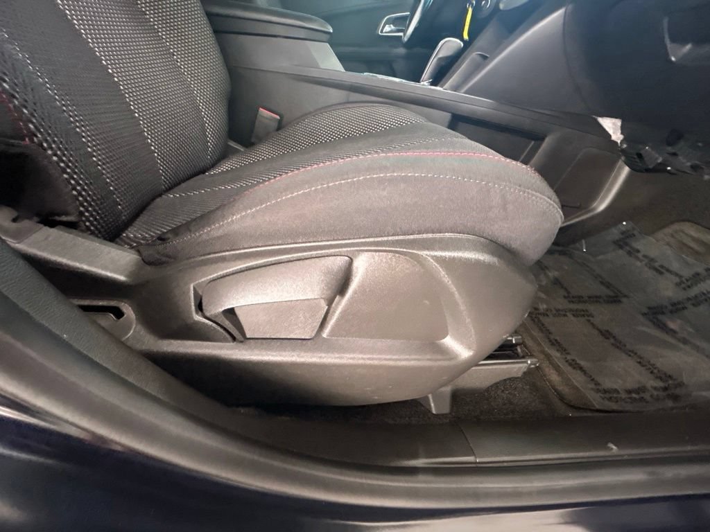 Used 2015 Chevrolet Equinox LT w/ Driver Convenience Package FWD image 21