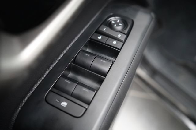 Used 2025 Toyota Tacoma TRD Off-Road image 12