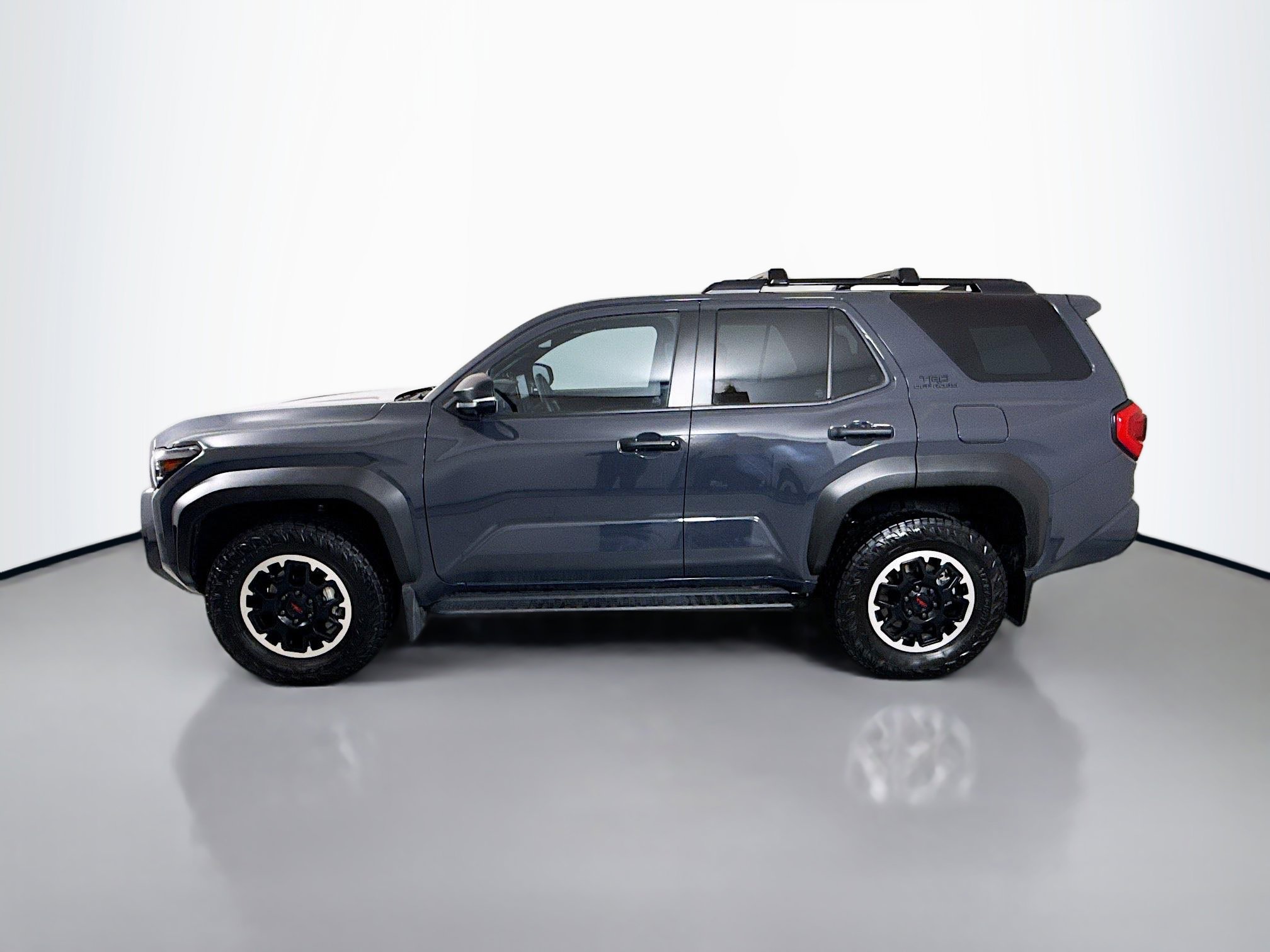 Used 2025 Toyota 4Runner TRD Off-Road Premium w/ Tow Technology Package image 4