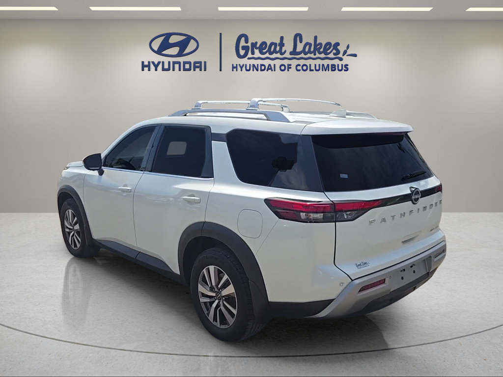 Used 2022 Nissan Pathfinder SL w/ Cargo Package AWD/4WD image 3