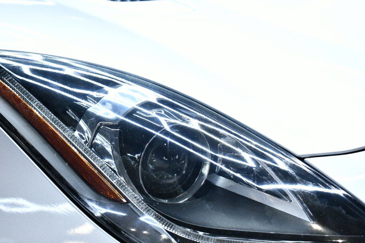Used 2016 Jaguar F-TYPE S image 35