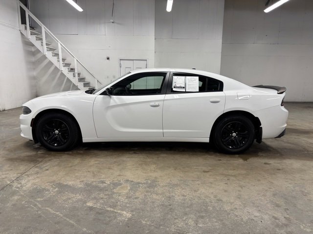 Used 2019 Dodge Charger SXT image 4
