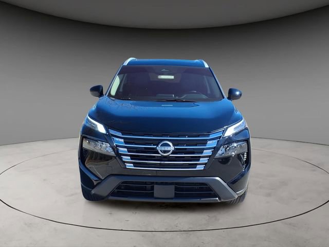 Used 2025 Nissan Rogue SV w/ SV Premium Package image 15