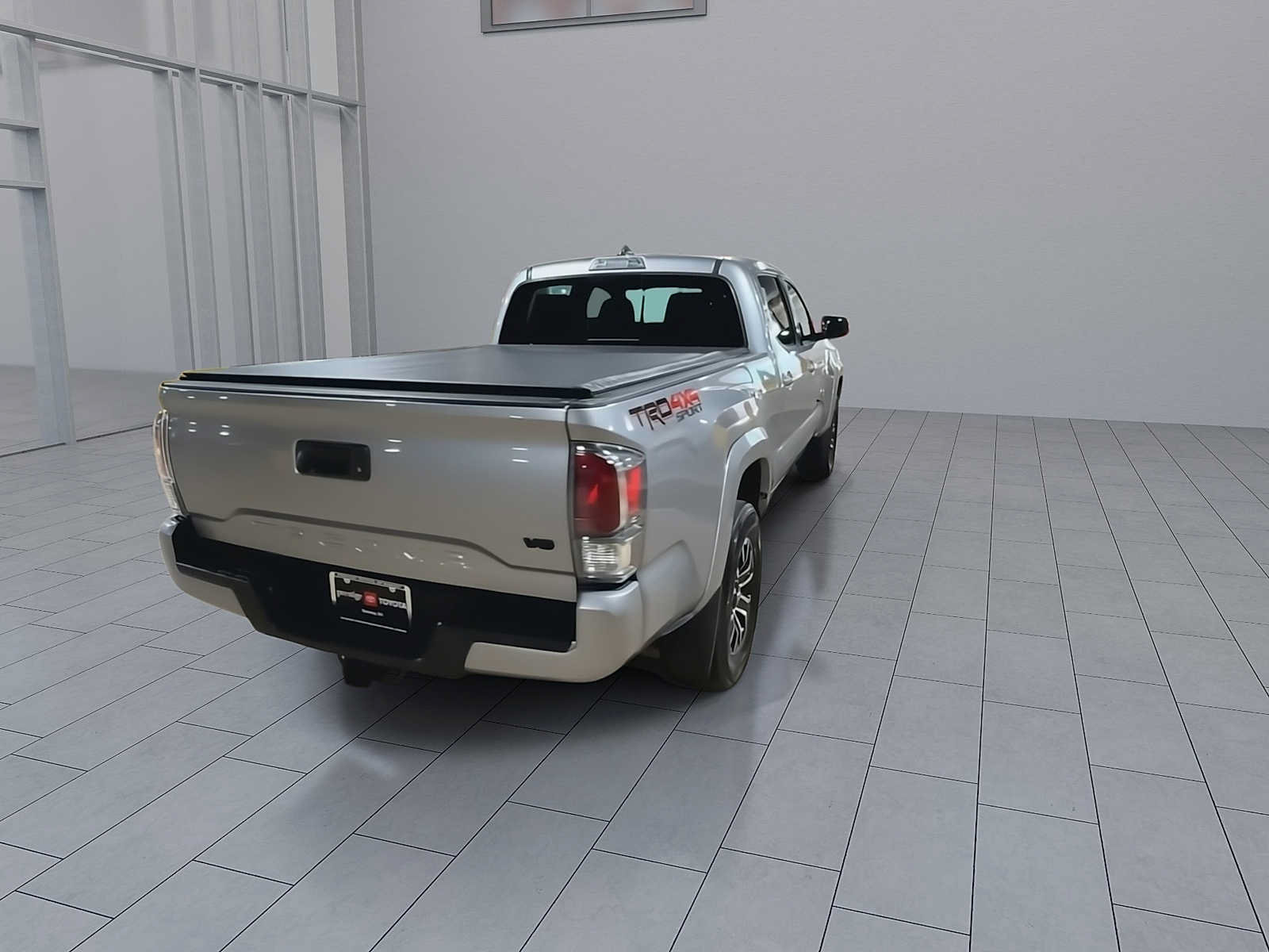 Used 2021 Toyota Tacoma TRD Sport AWD/4WD image 8