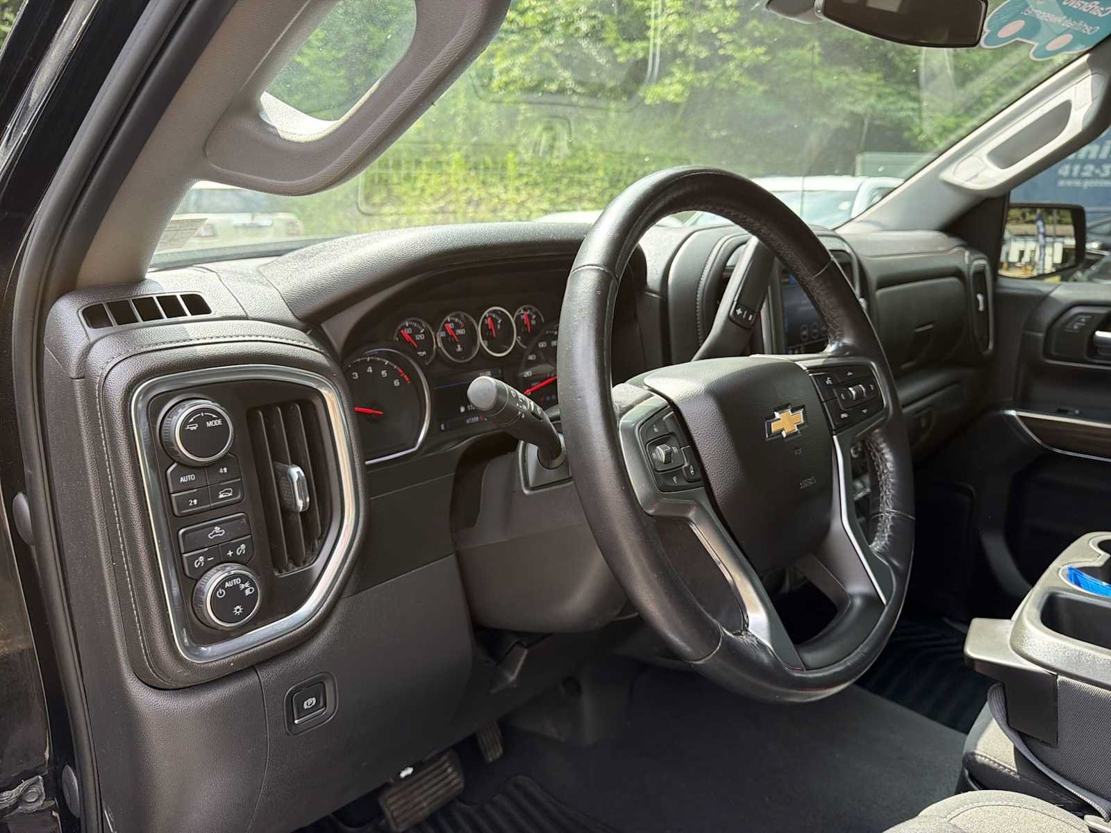 Certified 2021 Chevrolet Silverado 1500 LT AWD/4WD image 19
