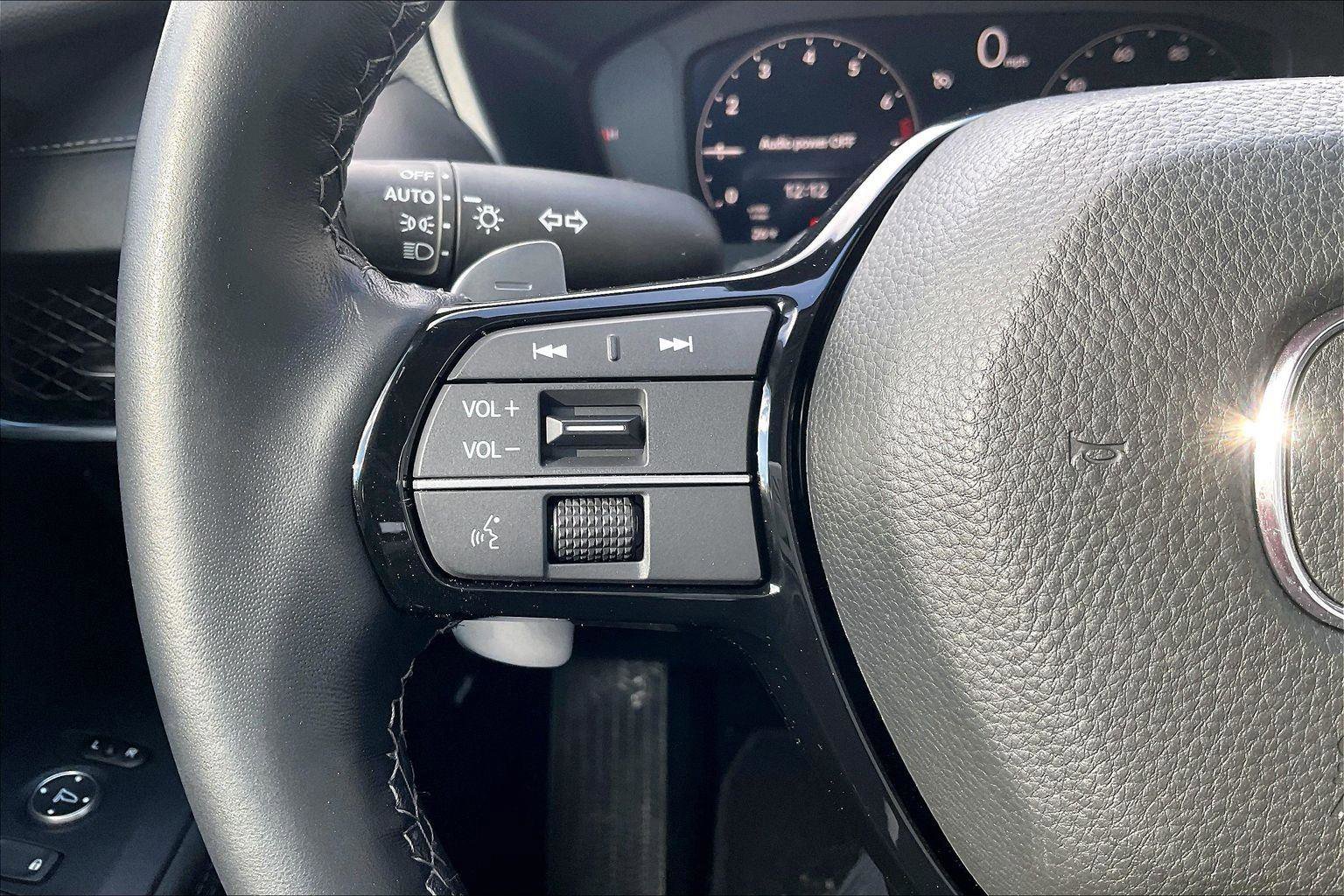 Certified 2025 Acura ADX FWD image 20