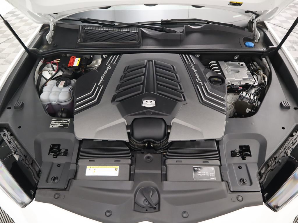 Used 2022 Lamborghini Urus image 30
