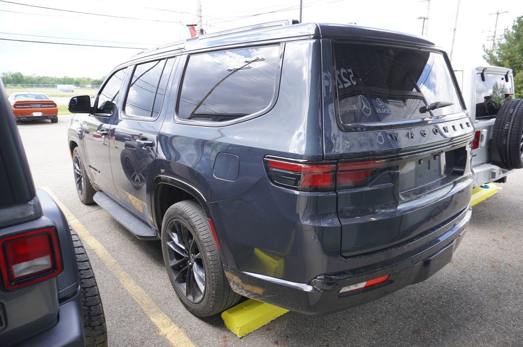 Used 2022 Jeep Wagoneer Series II AWD/4WD image 5