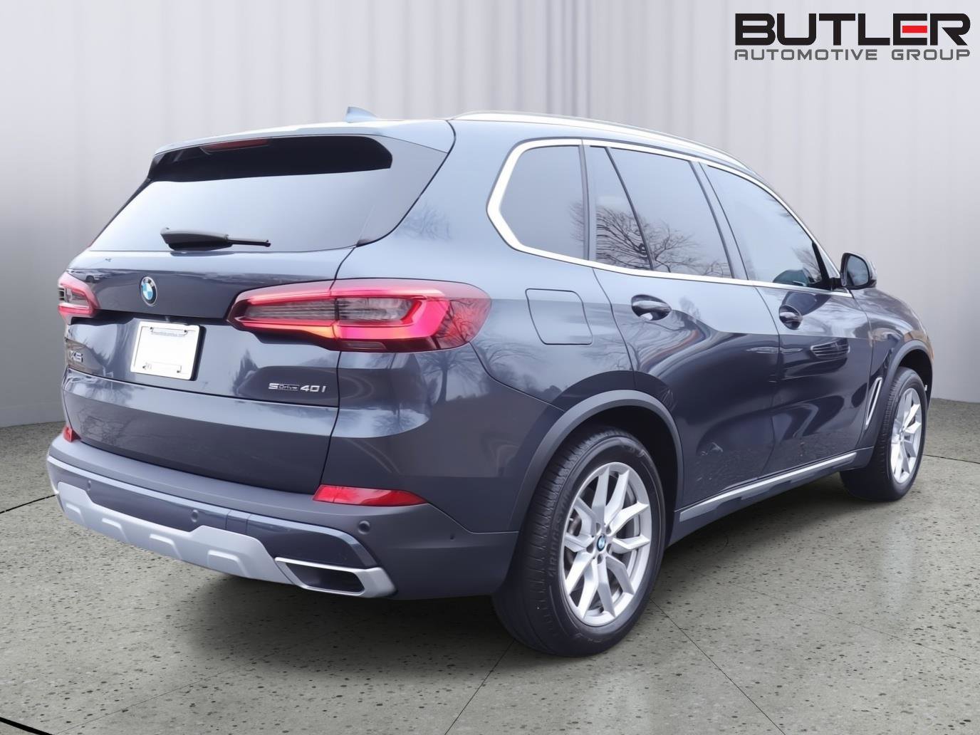 Used 2022 BMW X5 sDrive40i w/ Executive Package image 7