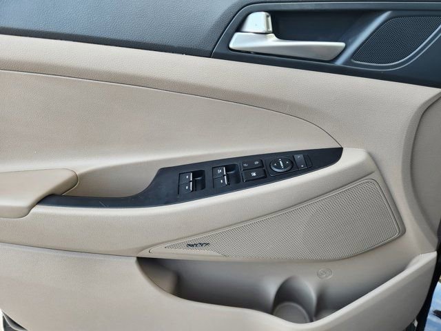 Used 2021 Hyundai Tucson Ultimate w/ Cargo Package image 24