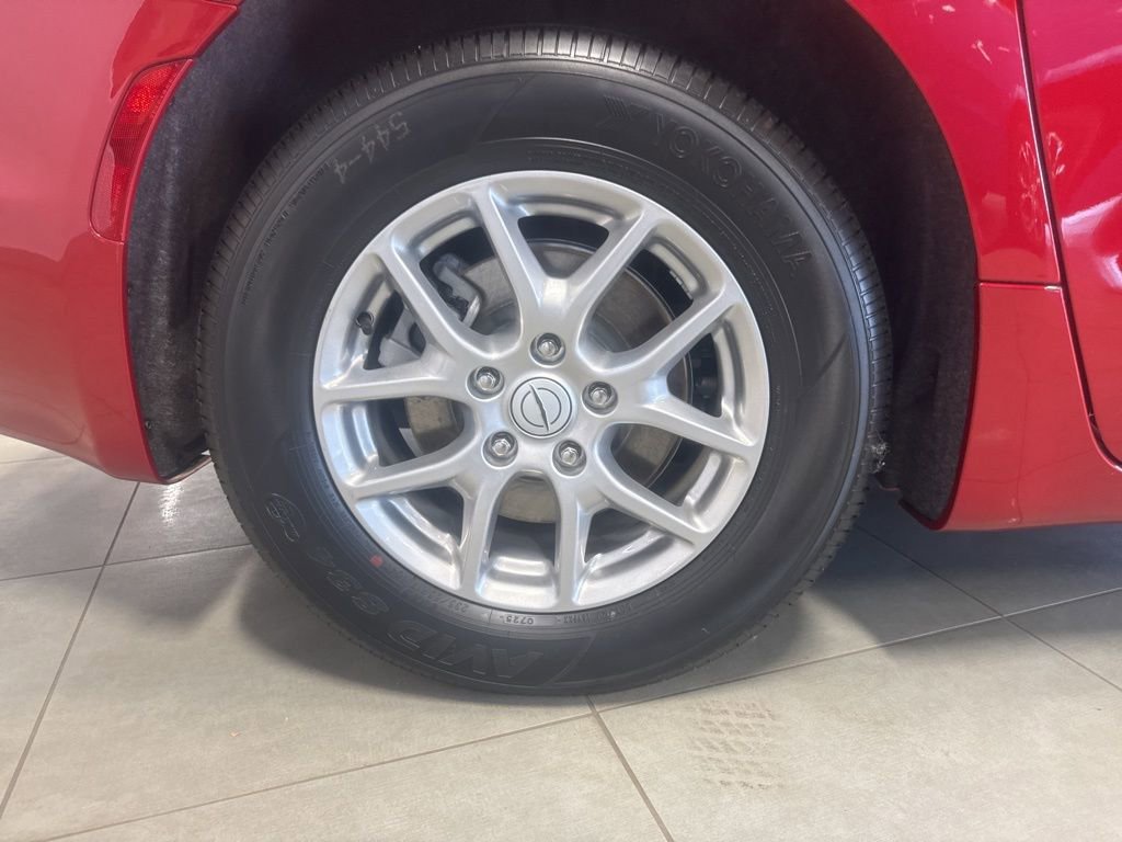 New 2025 Chrysler Pacifica Select image 40