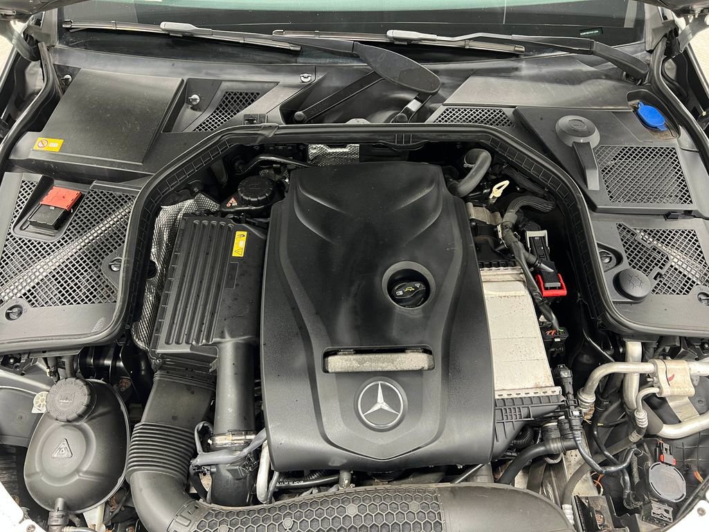 Used 2015 Mercedes-Benz C 300 4MATIC Sedan image 28