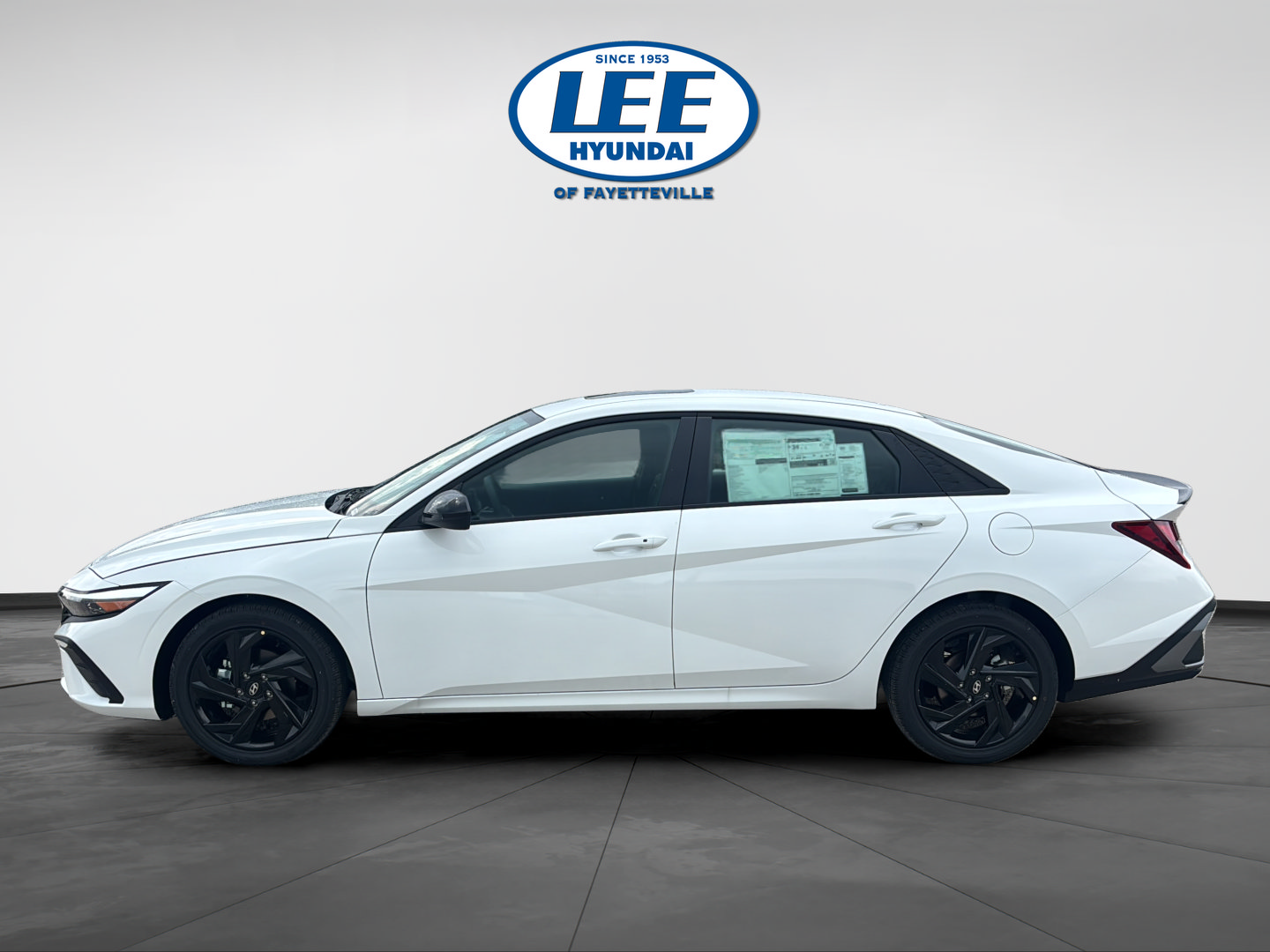 New 2026 Hyundai Elantra SEL Sport FWD image 6
