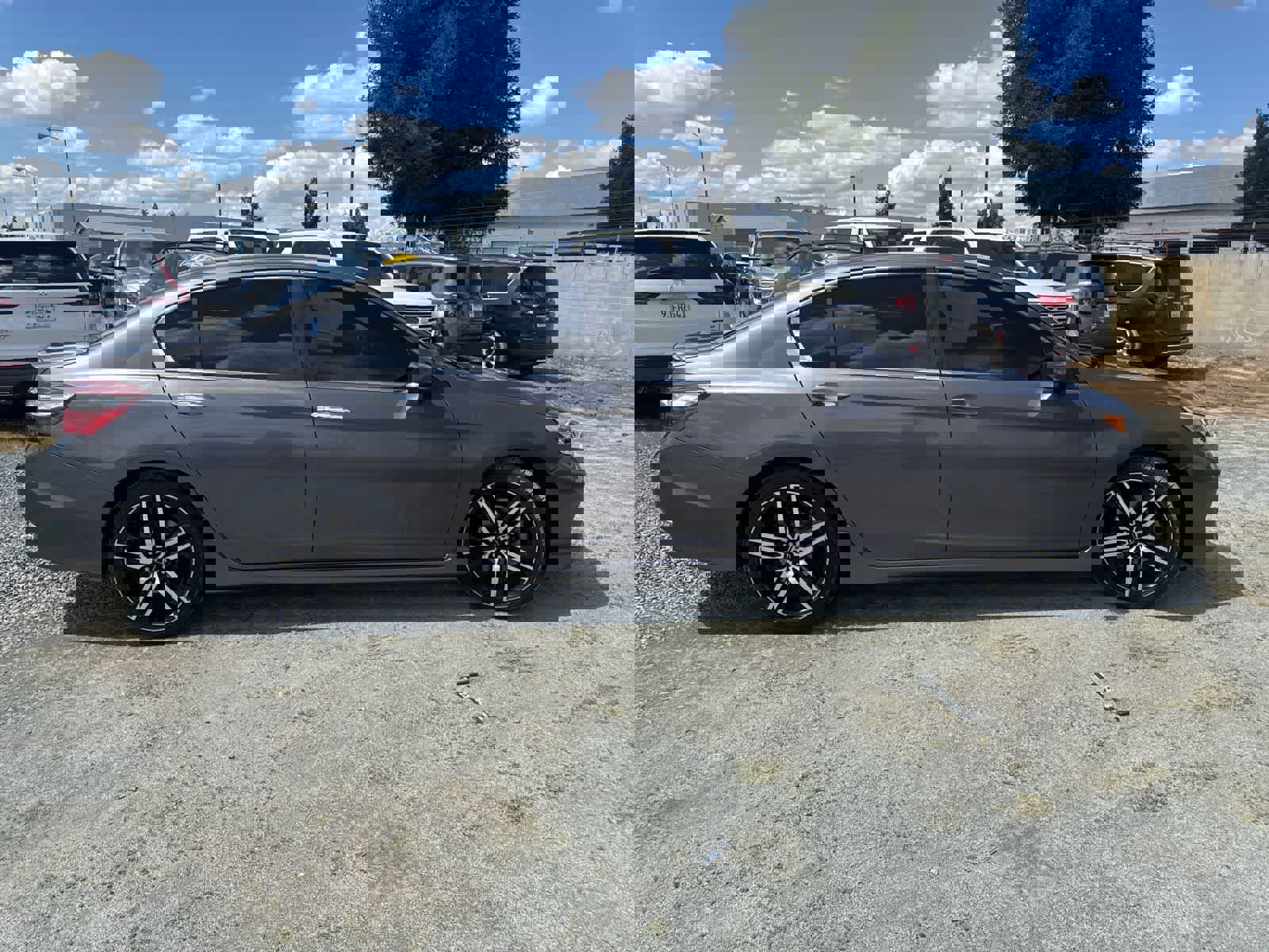 Used 2017 Honda Accord Sport image 4