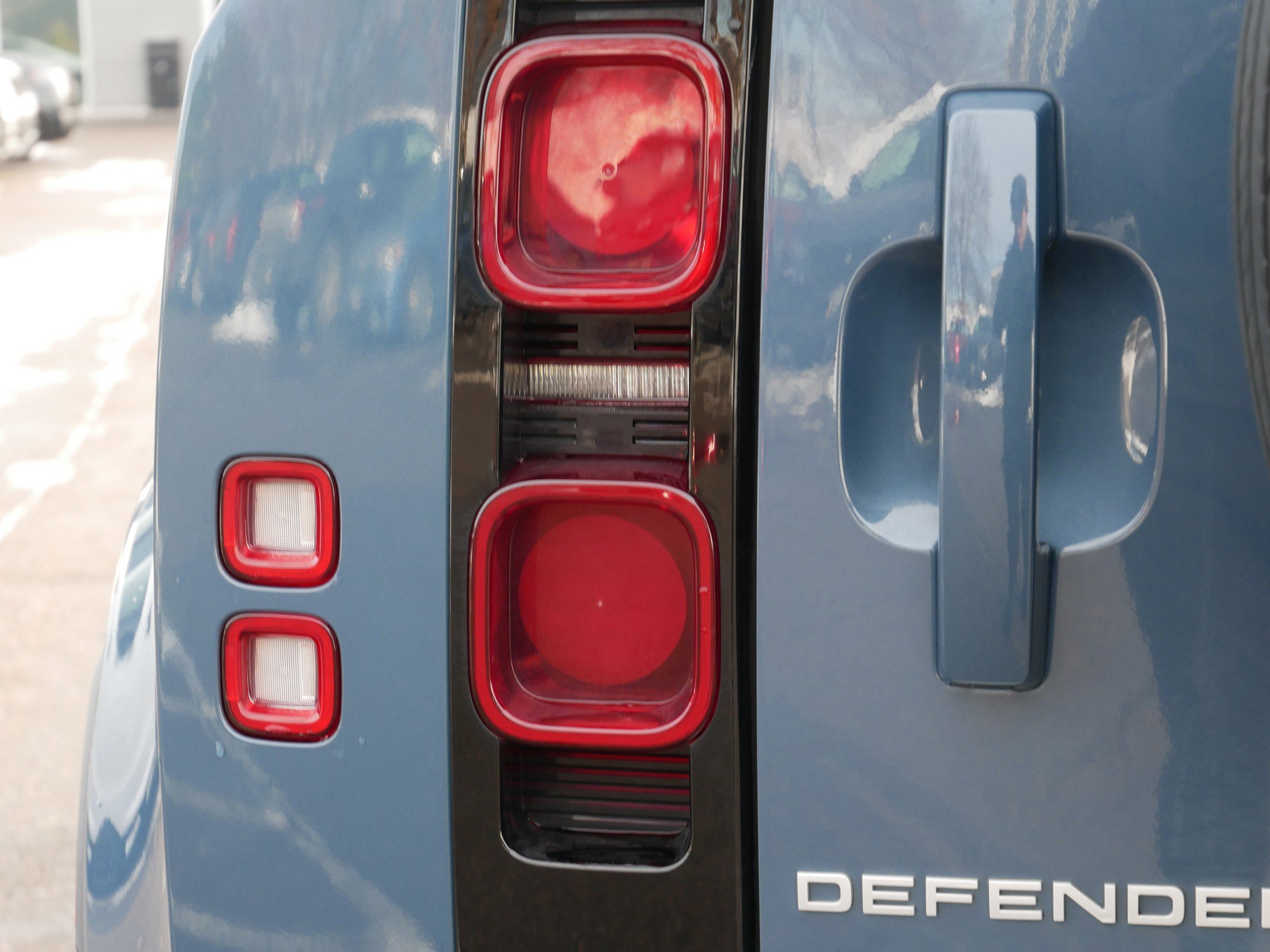 Used 2022 Land Rover Defender 110 image 11