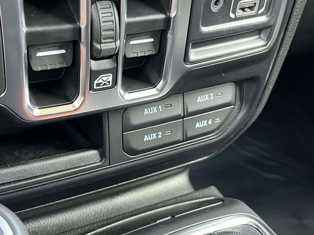 New 2026 Jeep Gladiator Sport AWD/4WD image 23