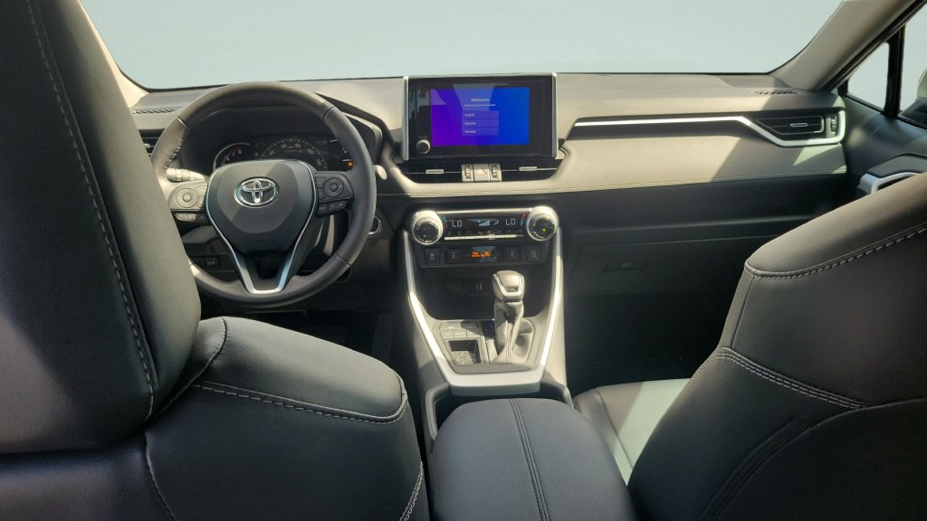Used 2025 Toyota RAV4 XLE Premium w/ Weather Package FWD image 10