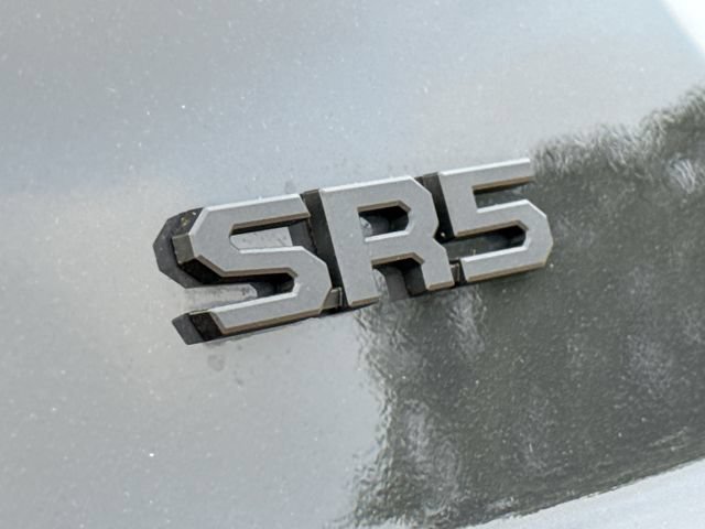Used 2025 Toyota 4Runner SR5 AWD/4WD image 6