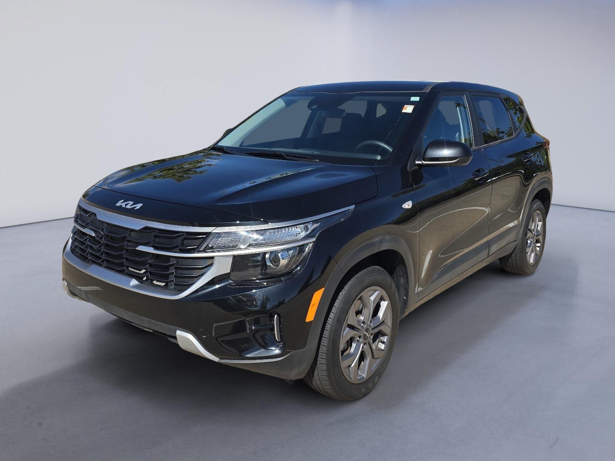 Used 2024 Kia Seltos LX