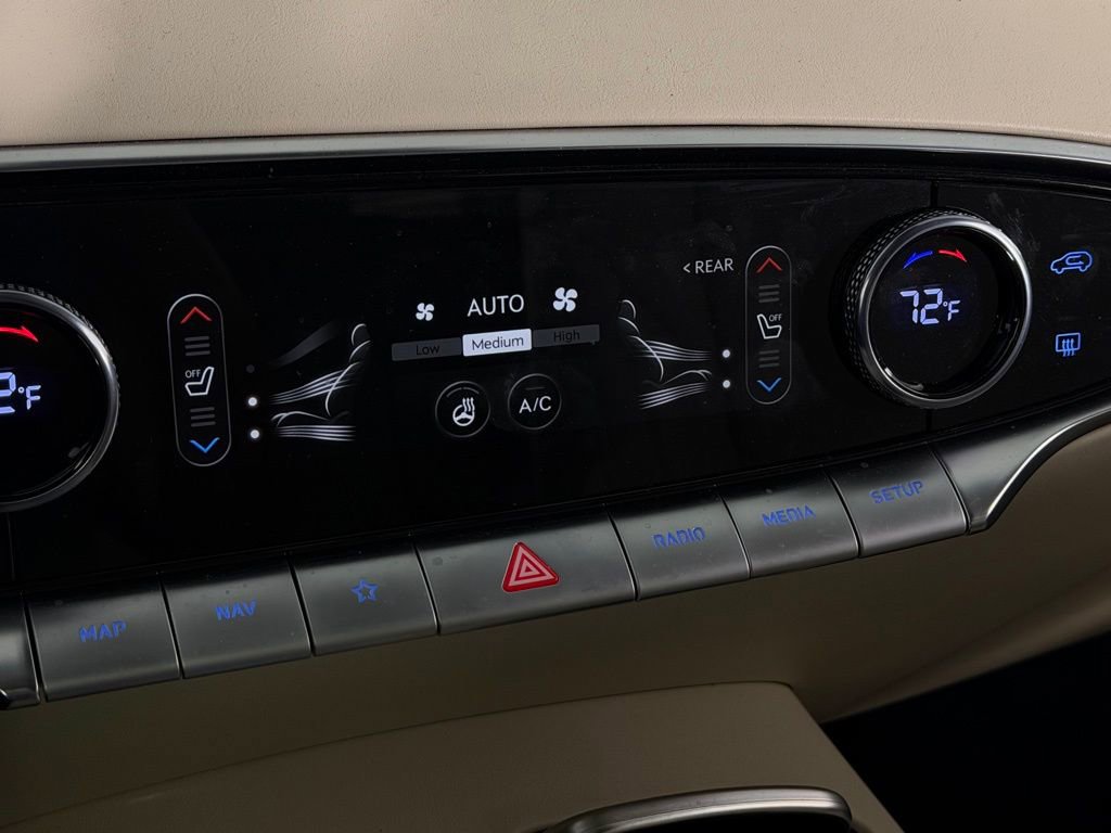 Used 2023 Genesis GV70 2.5T Select w/ Select Package image 20