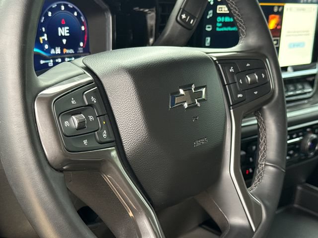 Used 2024 Chevrolet Silverado 2500 ZR2 w/ Technology Package AWD/4WD image 20