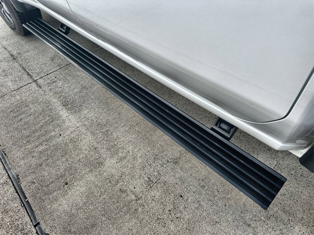 Used 2024 GMC Sierra 2500 Denali w/ Denali Reserve Package image 13