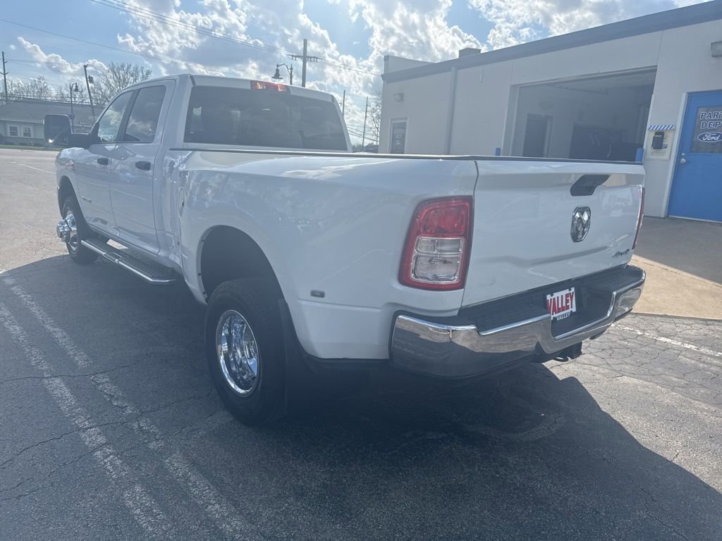 Used 2023 RAM 3500 Big Horn w/ Level 1 Equipment Group AWD/4WD image 10
