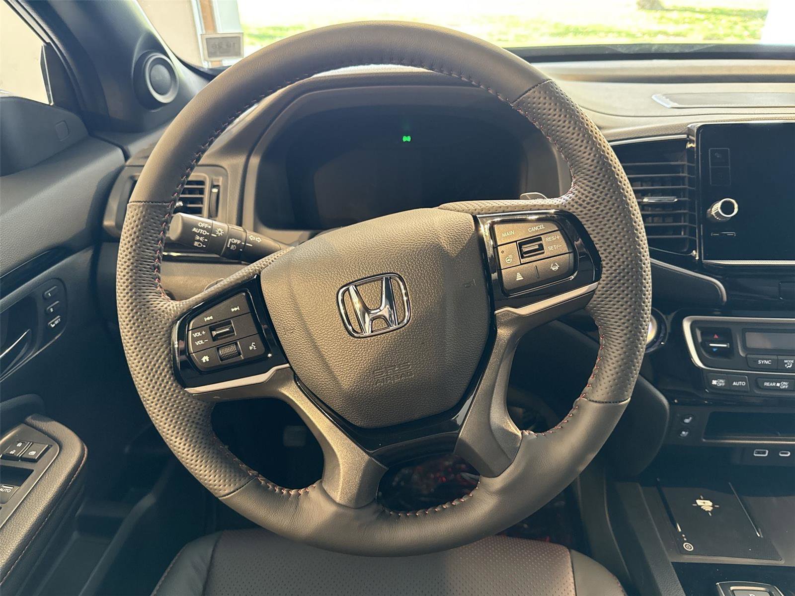 New 2026 Honda Ridgeline Black Edition image 11