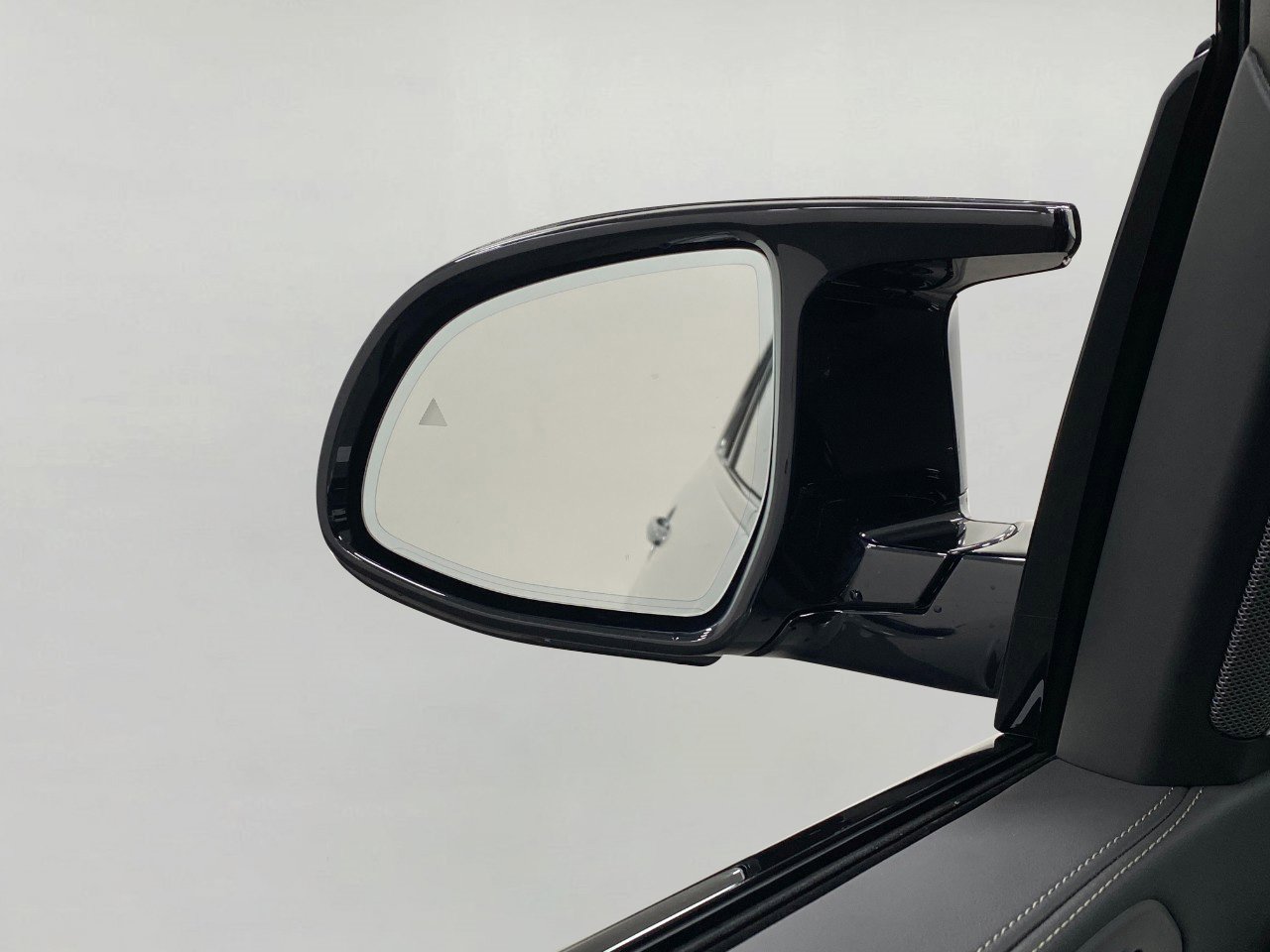 New 2026 BMW X7 M60i image 22