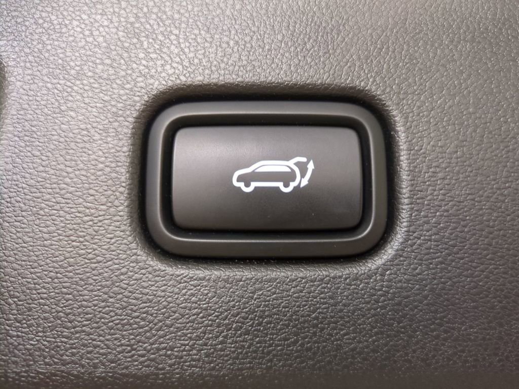 Used 2023 Hyundai Tucson SEL image 15