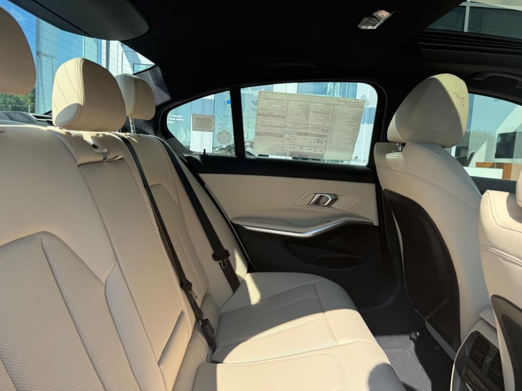 New 2026 BMW 330i xDrive Sedan AWD/4WD image 5