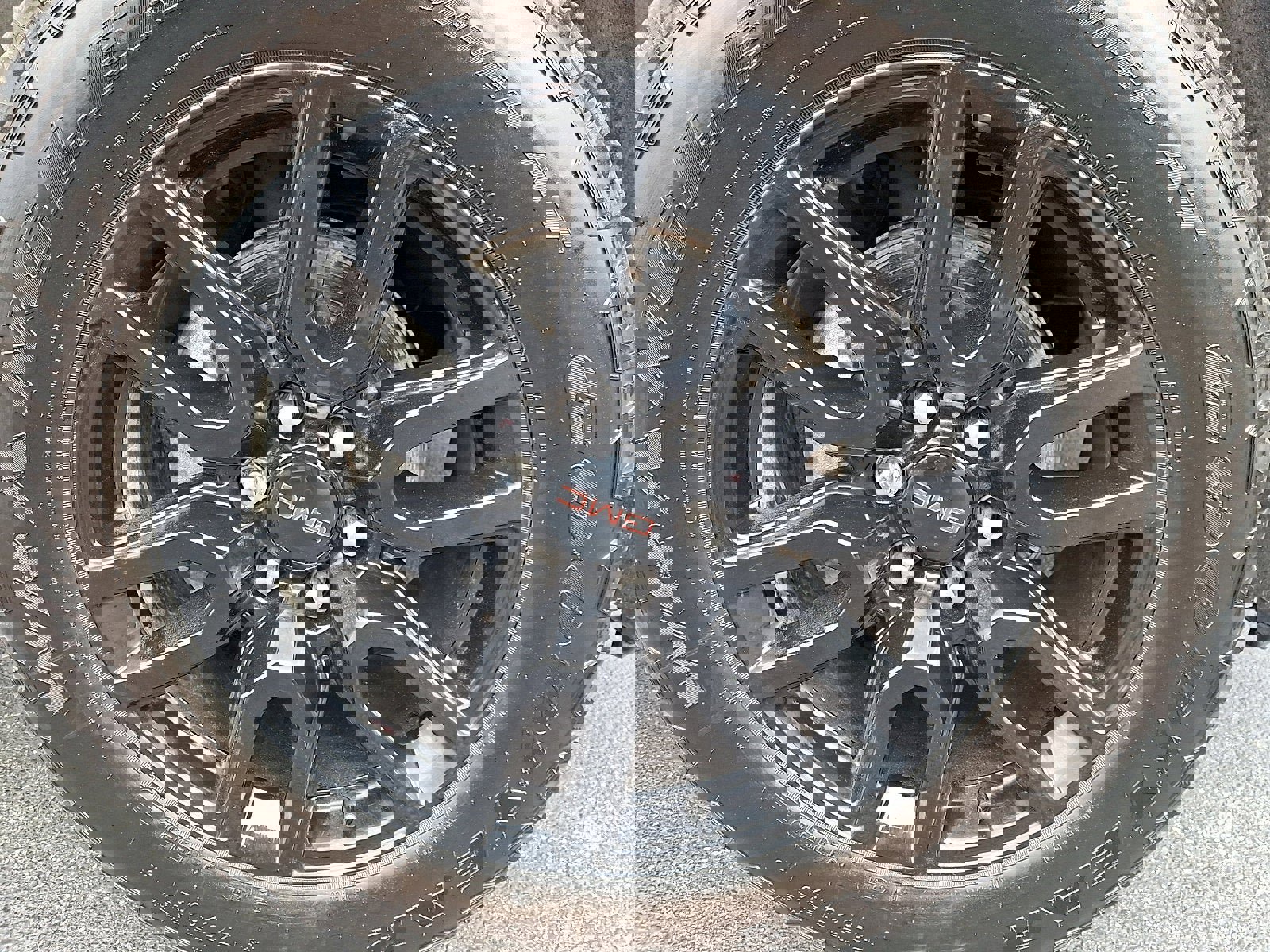 Used 2023 GMC Sierra 1500 Pro w/ Graphite Edition image 7