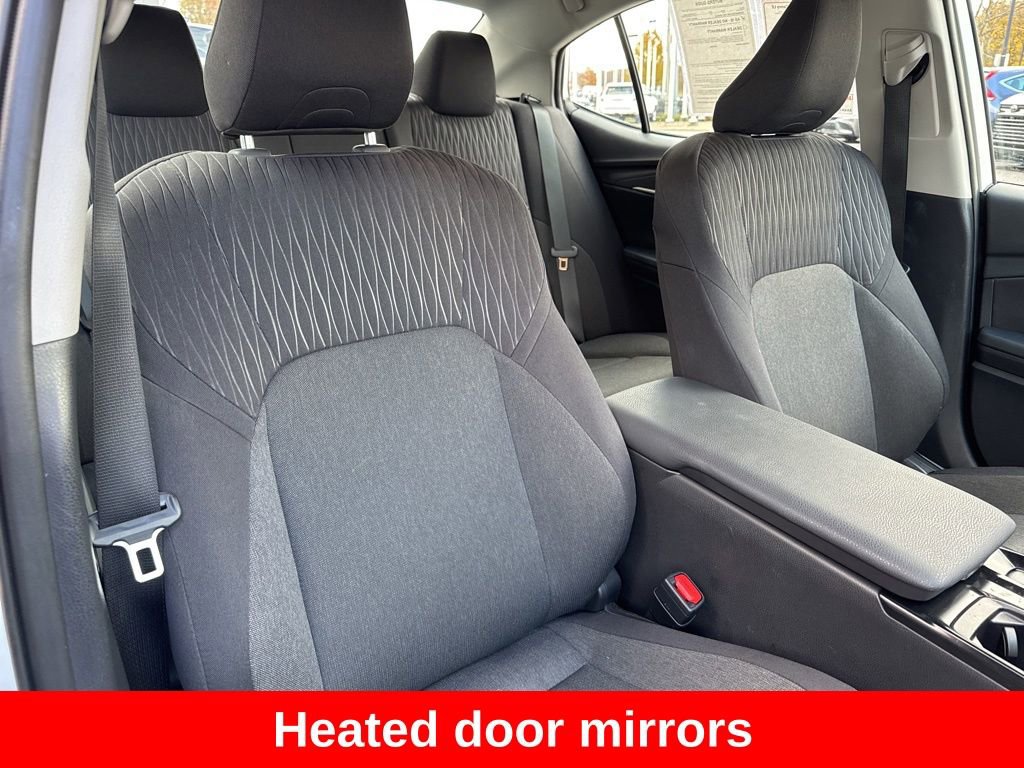 Used 2025 Toyota Camry LE image 23