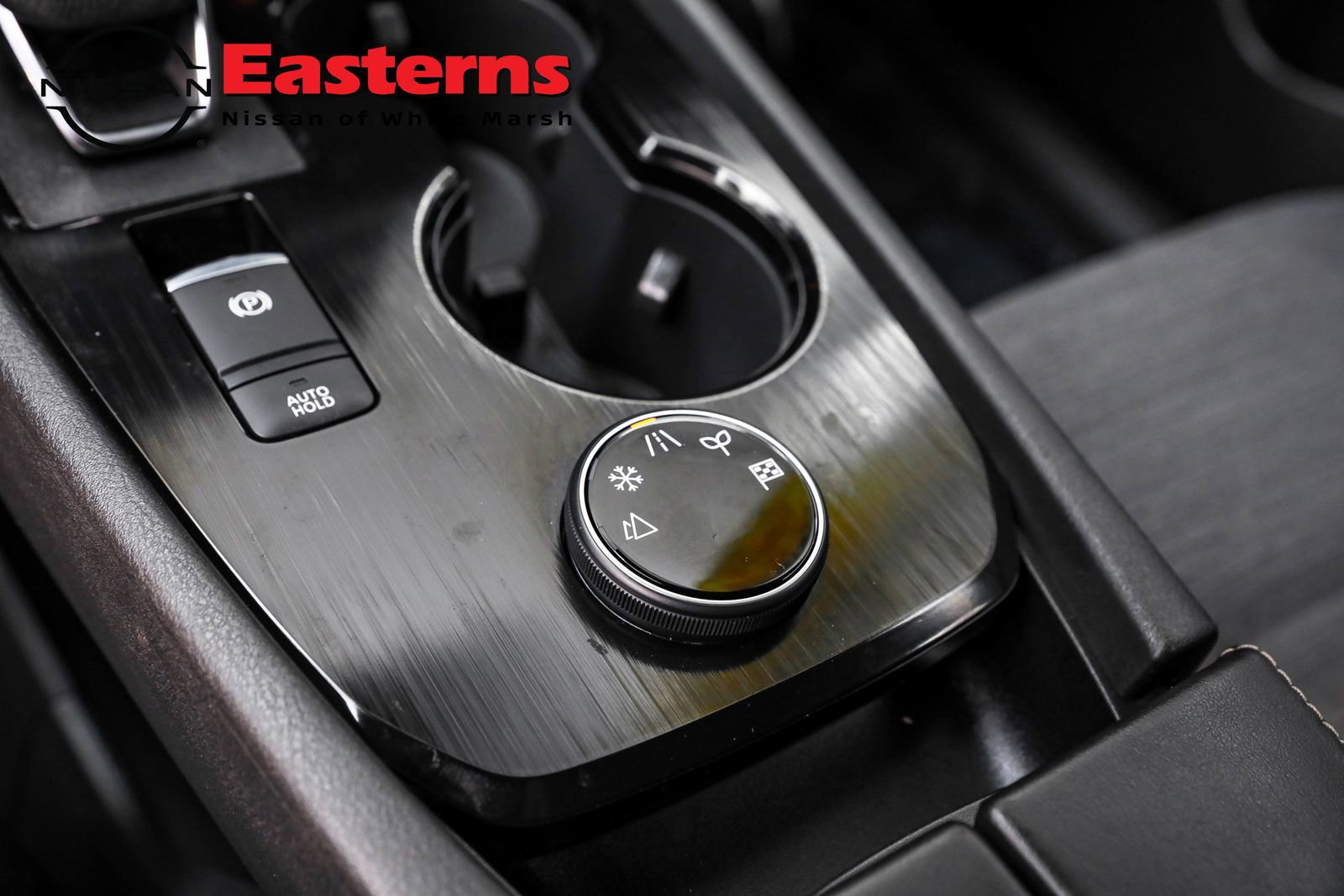 Used 2021 Nissan Rogue SV image 41