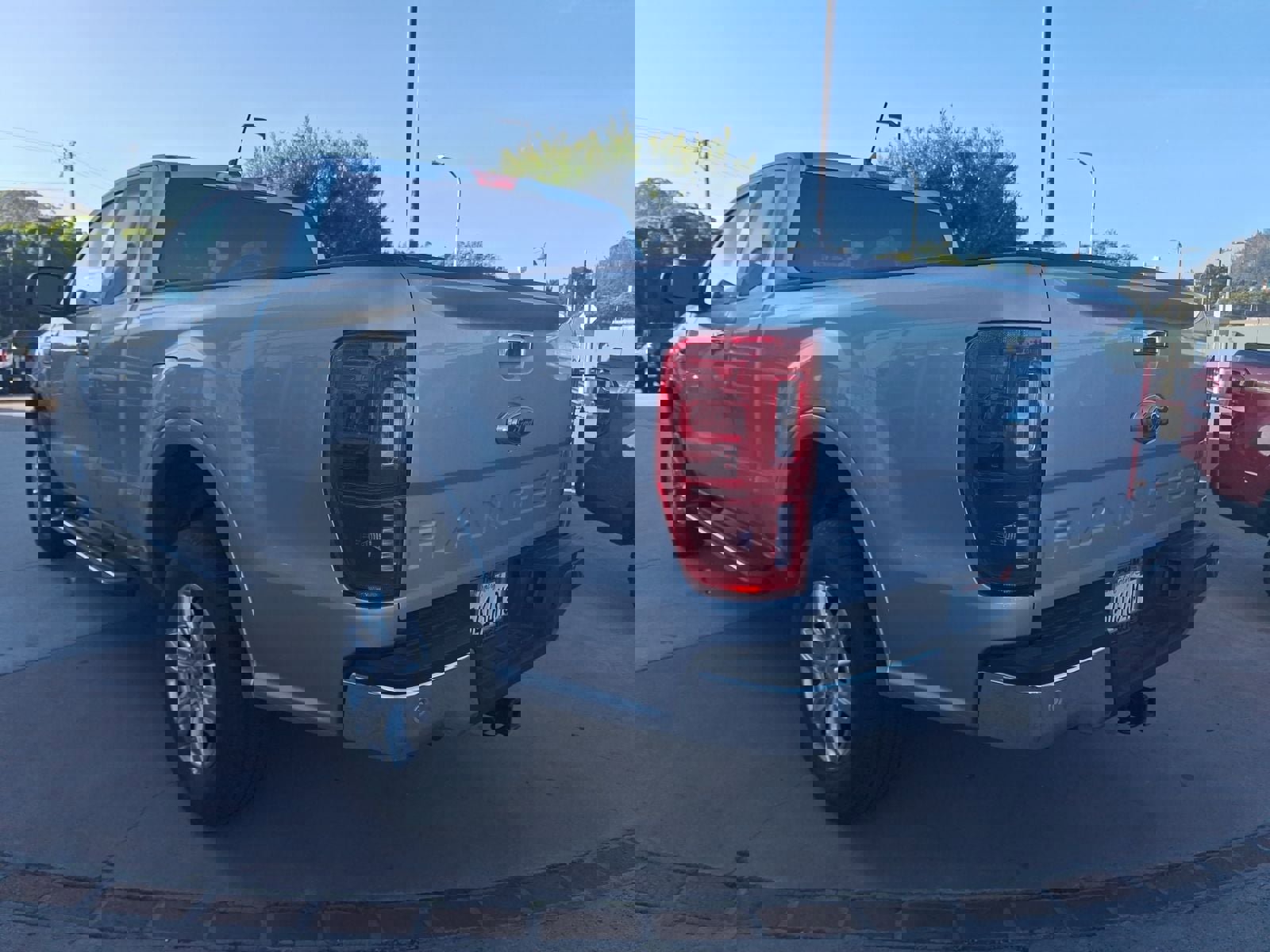 Certified 2022 Ford Ranger XLT w/ Equipment Group 301A Mid image 4