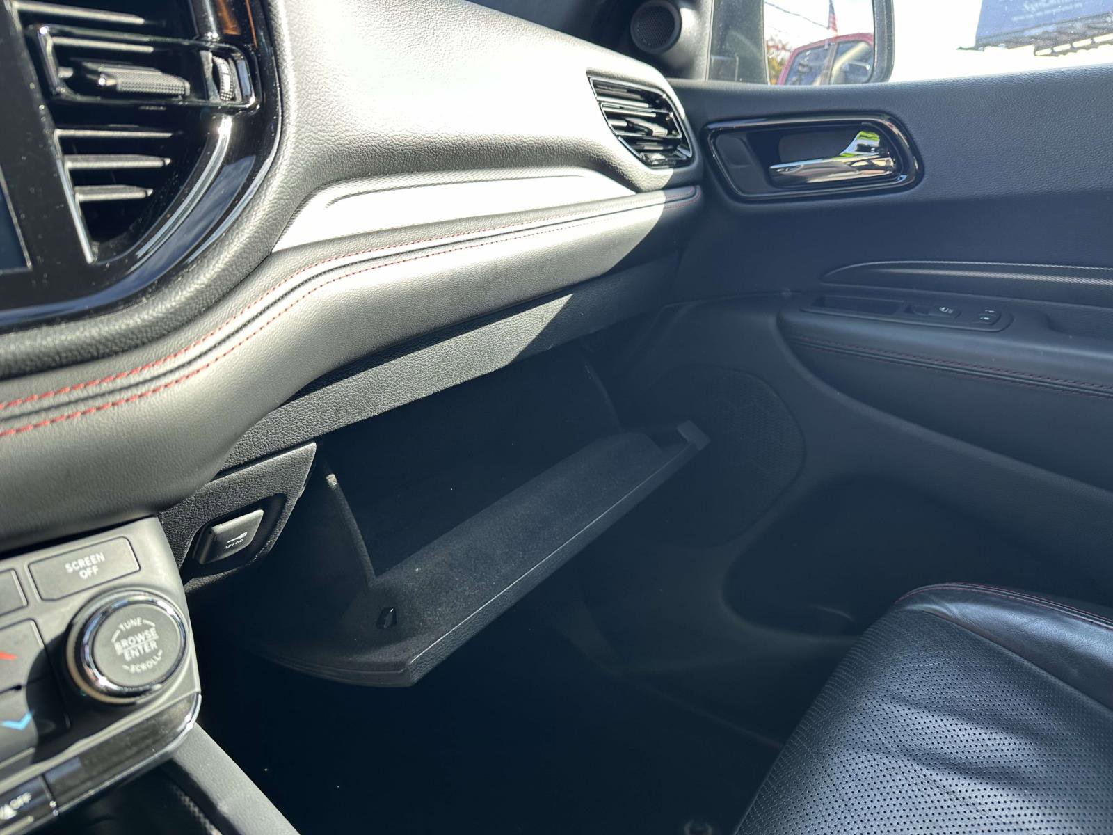 Used 2023 Dodge Durango GT image 18