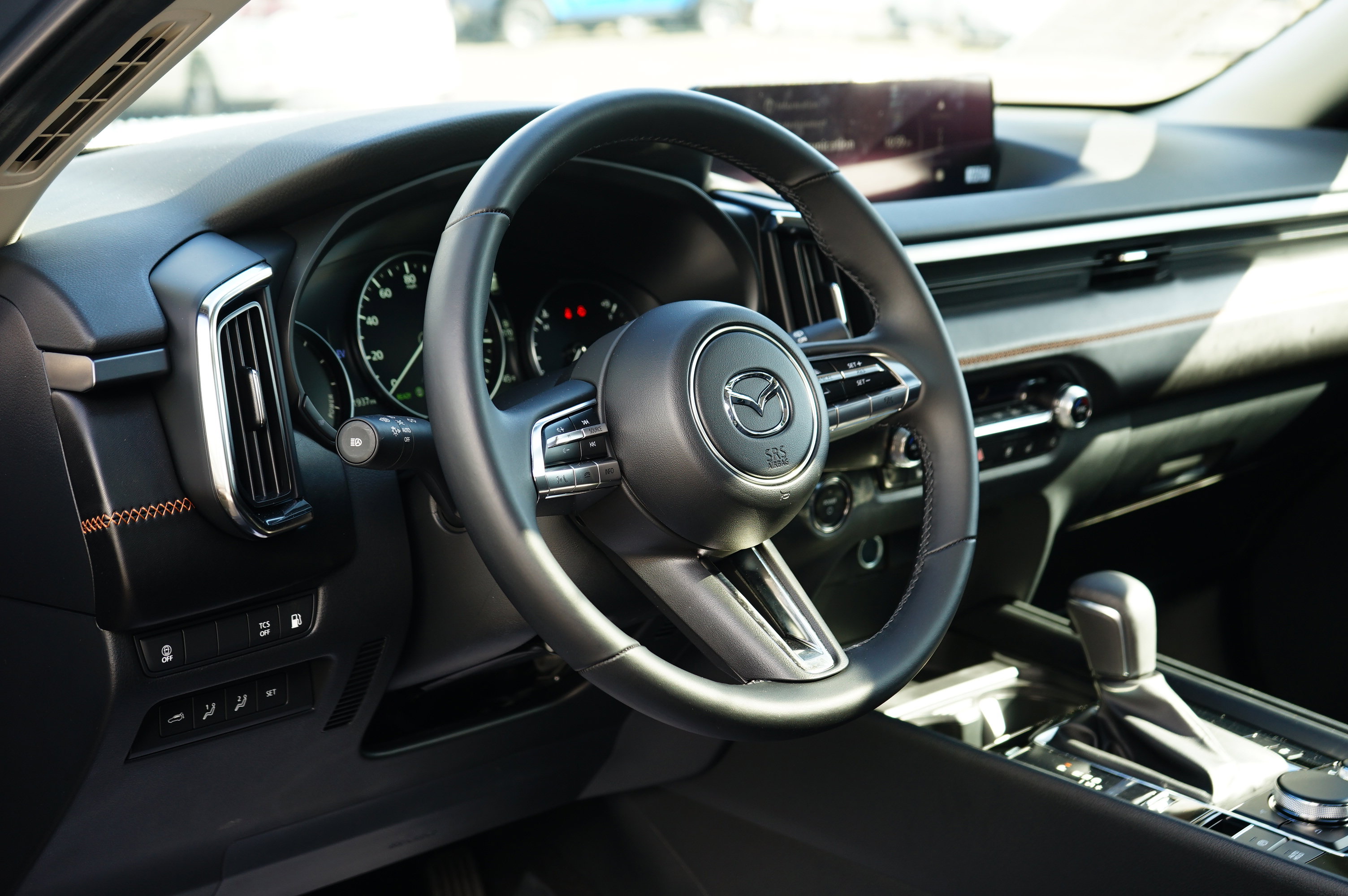 Certified 2025 MAZDA CX-50 2.5 Hybrid w/ Premium Plus Pkg image 14