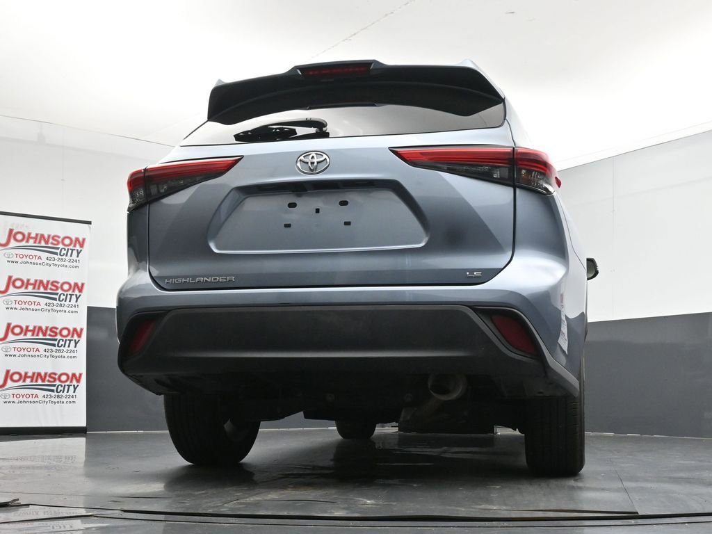 Used 2023 Toyota Highlander LE image 35