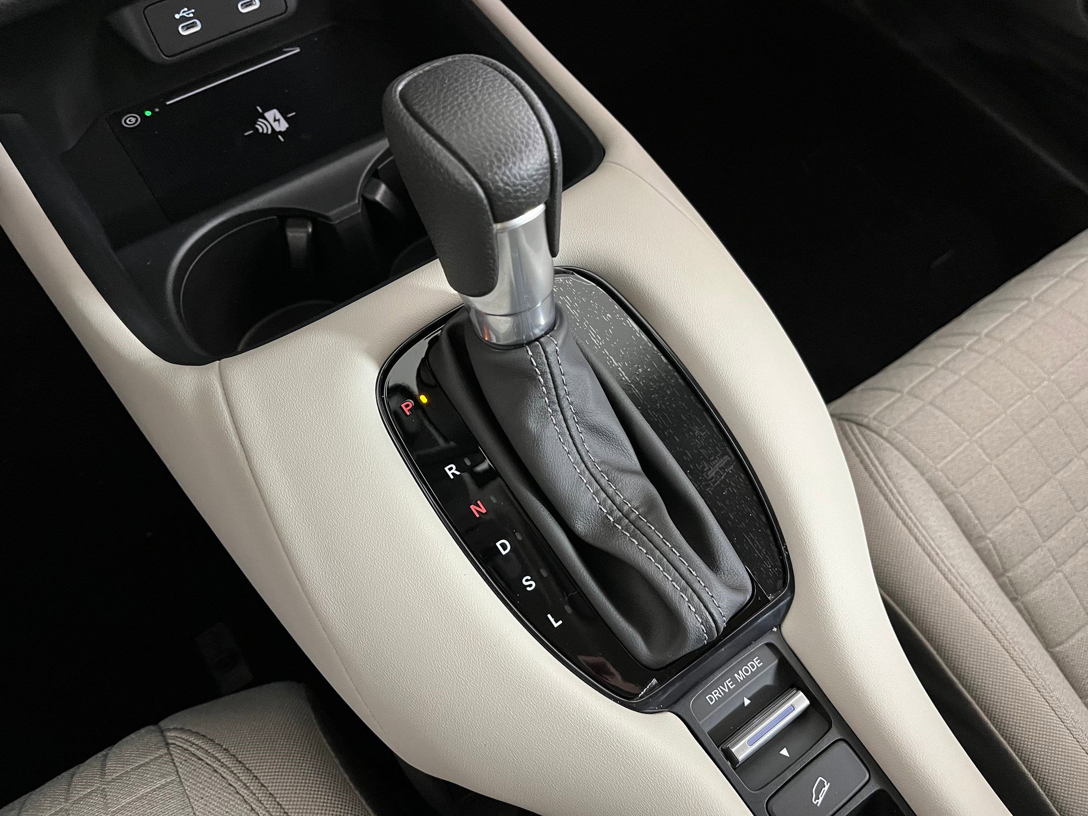 New 2026 Honda HR-V LX image 14