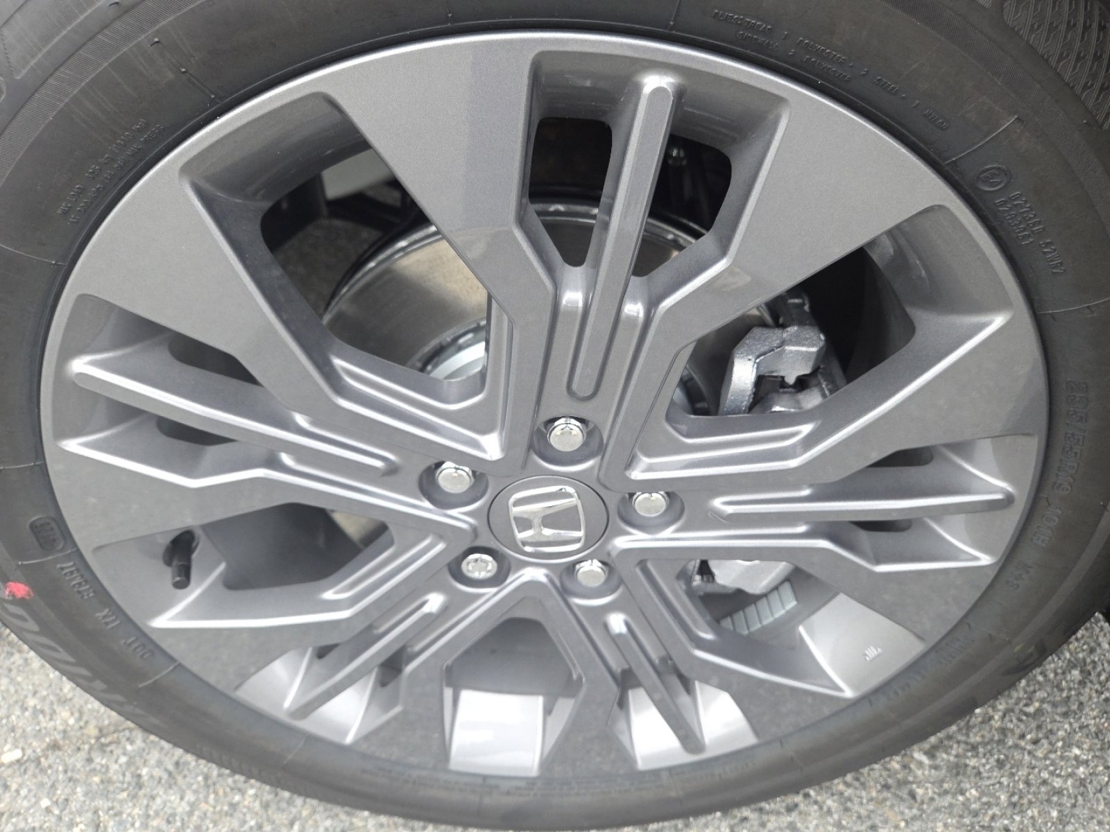 New 2026 Honda Odyssey Touring image 13