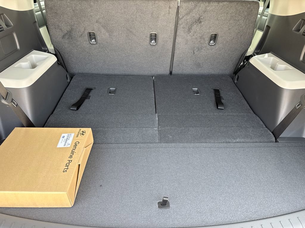 New 2026 Hyundai Santa Fe SE image 12