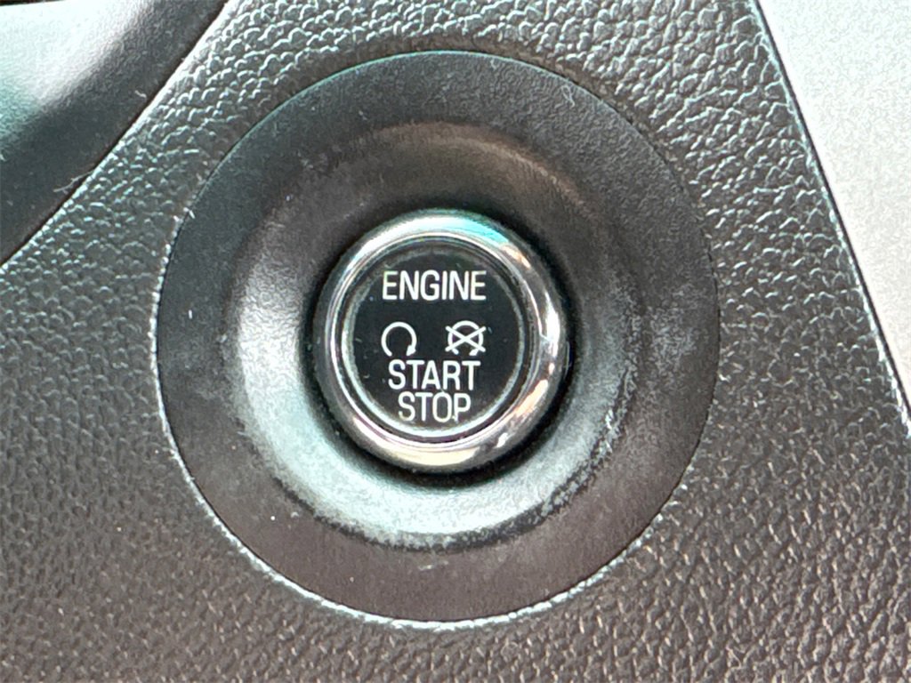 Used 2013 Ford Explorer Limited image 31