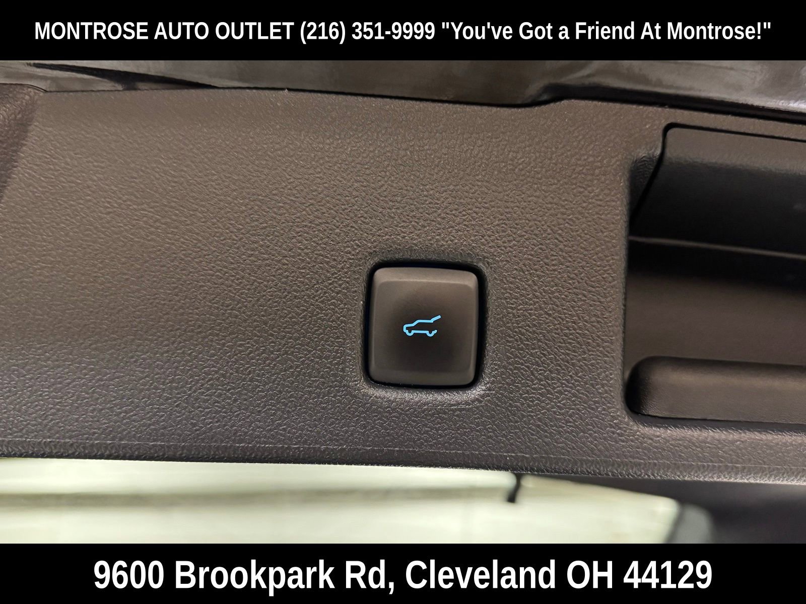 Used 2022 Ford Escape Titanium w/ Titanium Premium Package image 42