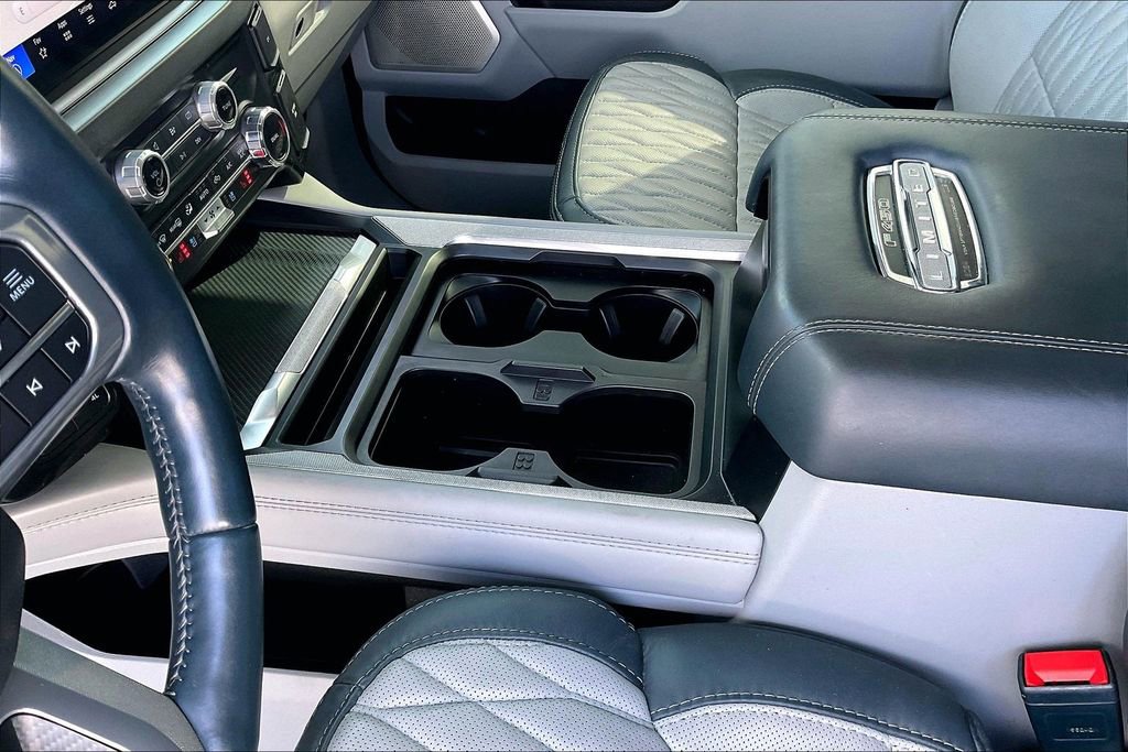 Used 2024 Ford F450 Limited image 21