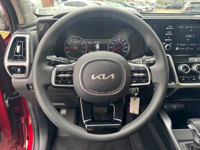 Used 2022 Kia Sorento LX image 24