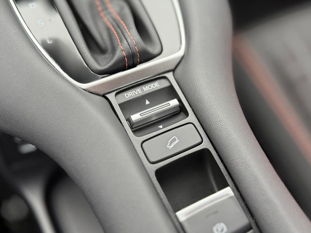 Used 2025 Honda HR-V Sport image 15
