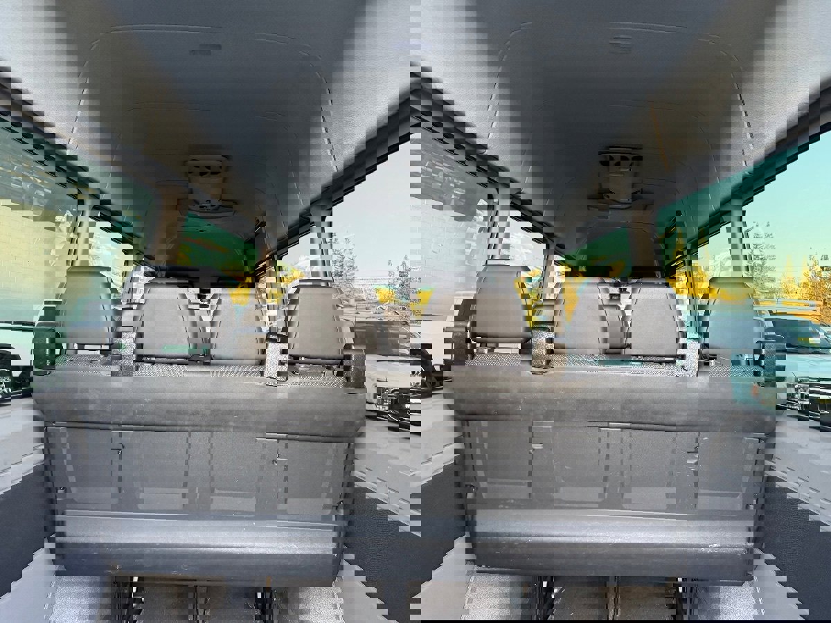 Used 2016 Mercedes-Benz Sprinter 2500 image 13